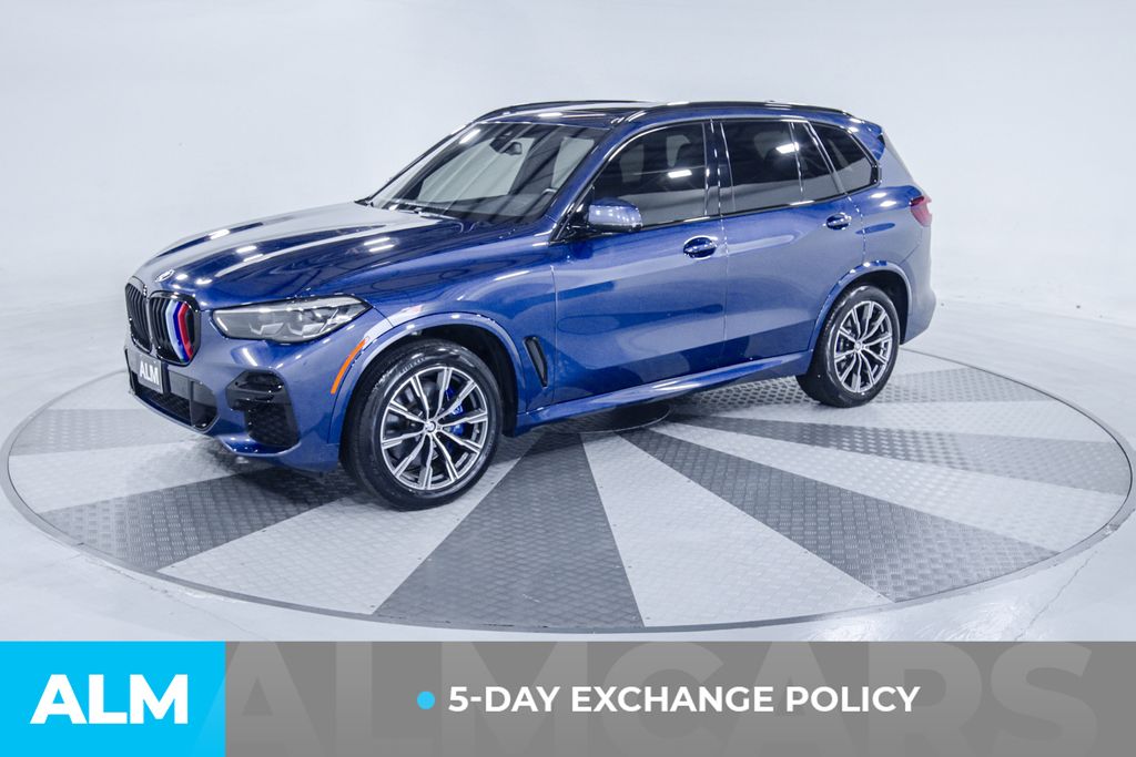 Used 2022 Blue BMW xDrive40i image 3