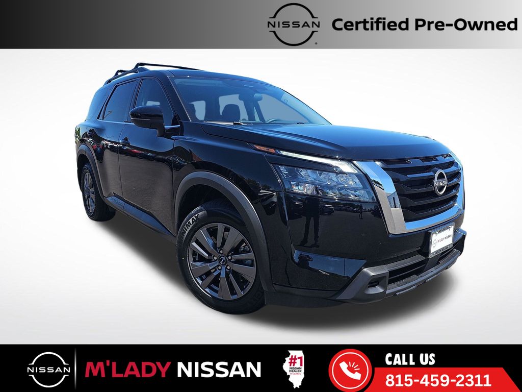 2023 Nissan Pathfinder SV 4WD's photo