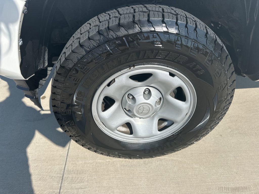 2023 Wind Chill Pearl Toyota Tacoma 2WD SR5 RWD Truck