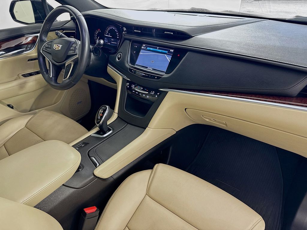 Used Car 2018 Cadillac Xt5  Premium Luxury For Sale Under $20,000 In Austin, Texas