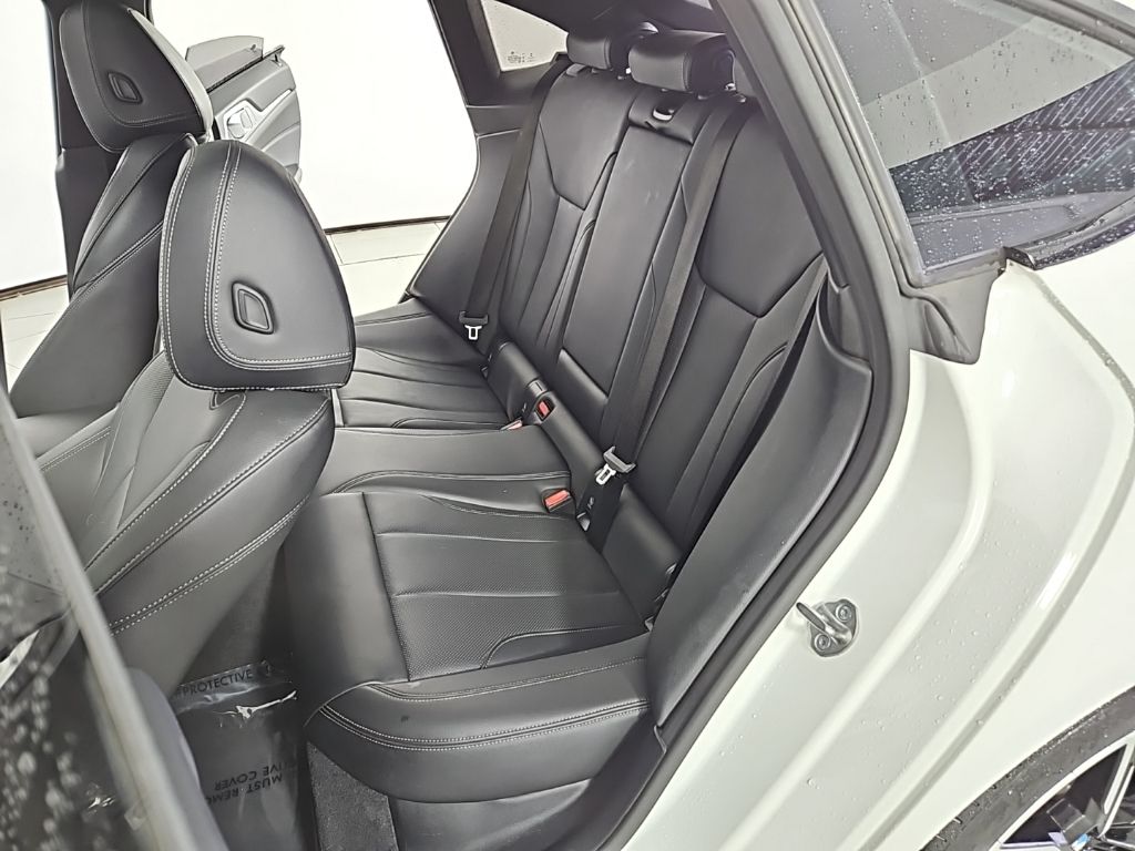 Thumbnail: 2022 BMW 4 Series - 21