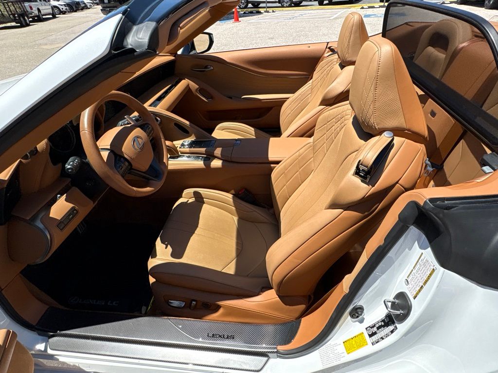 Thumbnail: 2023 Lexus LC - 17