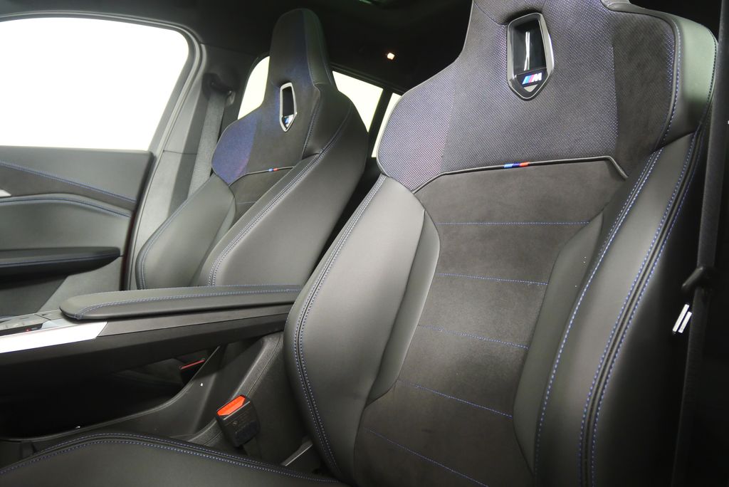 Thumbnail: 2024 BMW X2 - 11