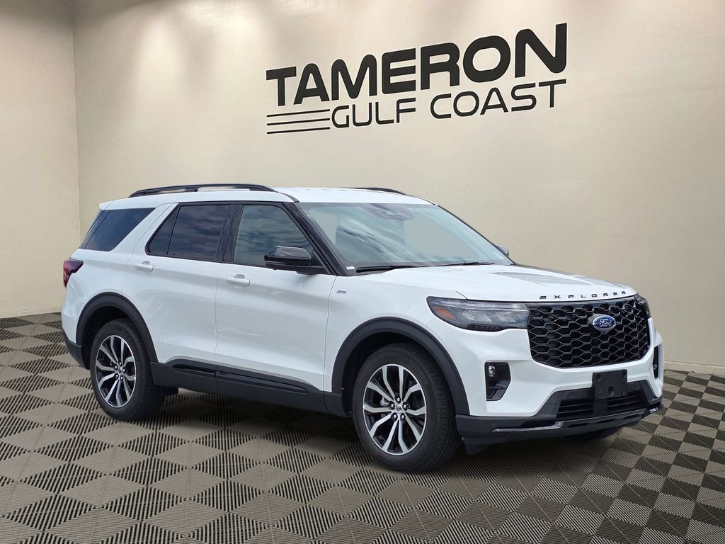 White Metallic 2026 Ford Explorer SUV / Crossover Rear-Wheel Drive Automatic