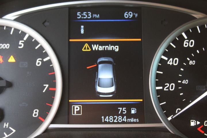 Used Car 2019 Nissan Sentra  Sr For Sale Under $10,000 In Georgetown, Texas