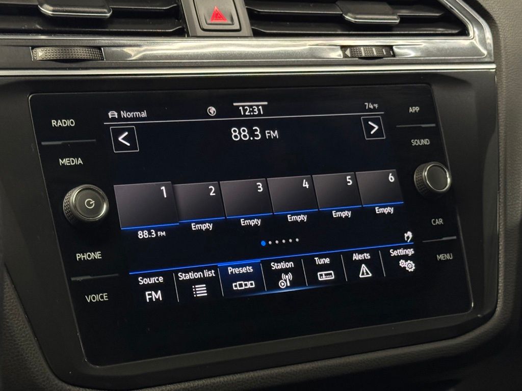 2022 Volkswagen Tiguan SE R-Line Black photo 22
