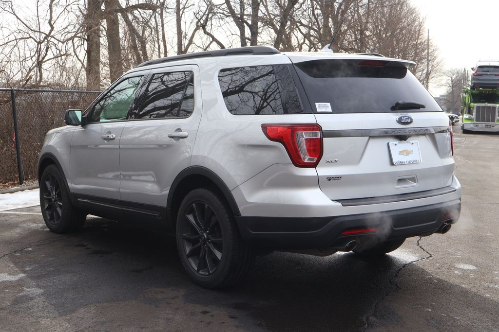 Thumbnail: 2019 Ford Explorer - 5