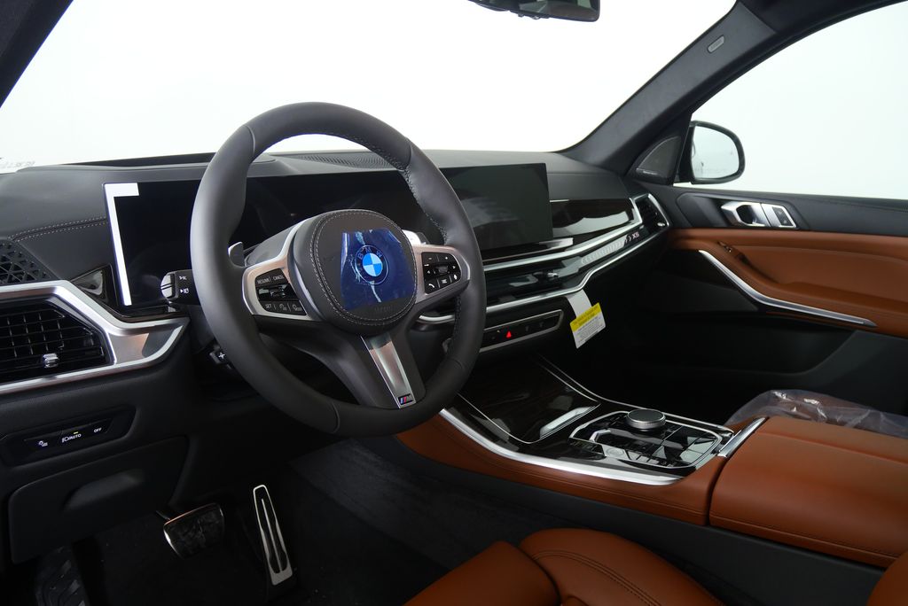 Thumbnail: 2026 BMW X5 - 13