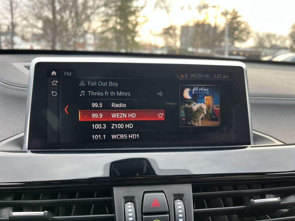 Thumbnail: 2021 BMW X1 - 16