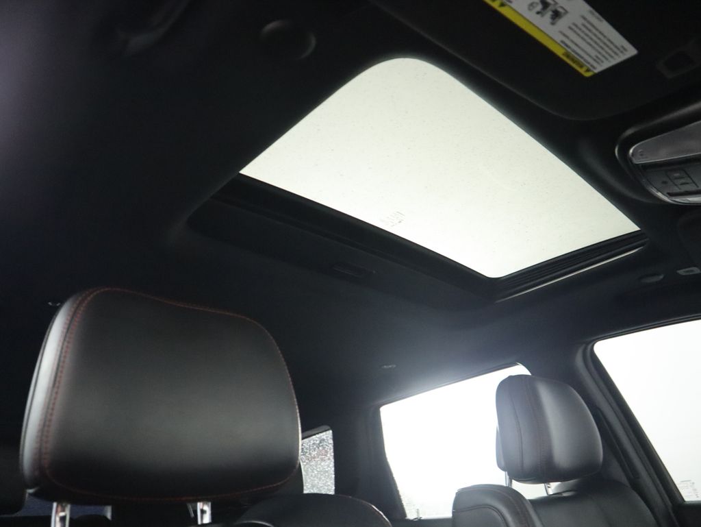 Thumbnail: 2021 Jeep Grand Cherokee - 19