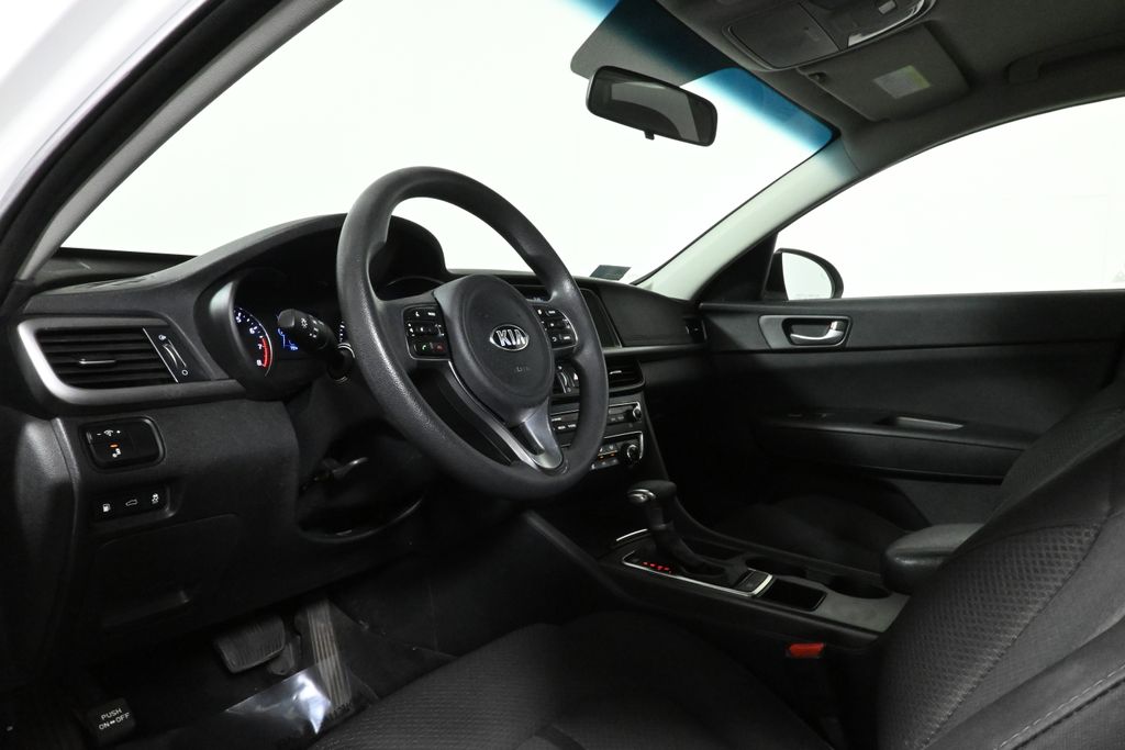 Thumbnail: 2018 Kia Optima - 15