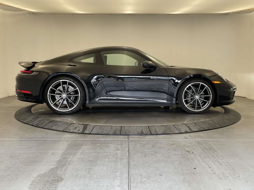 2021 Porsche 911 Carrera - 7