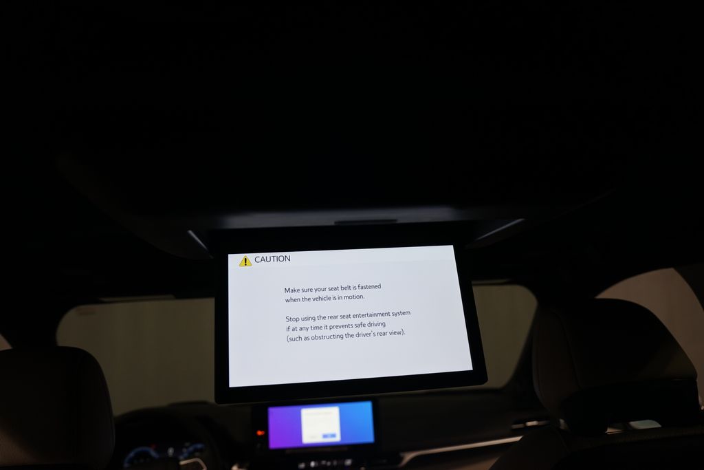 Thumbnail: 2025 Toyota Sienna - 16
