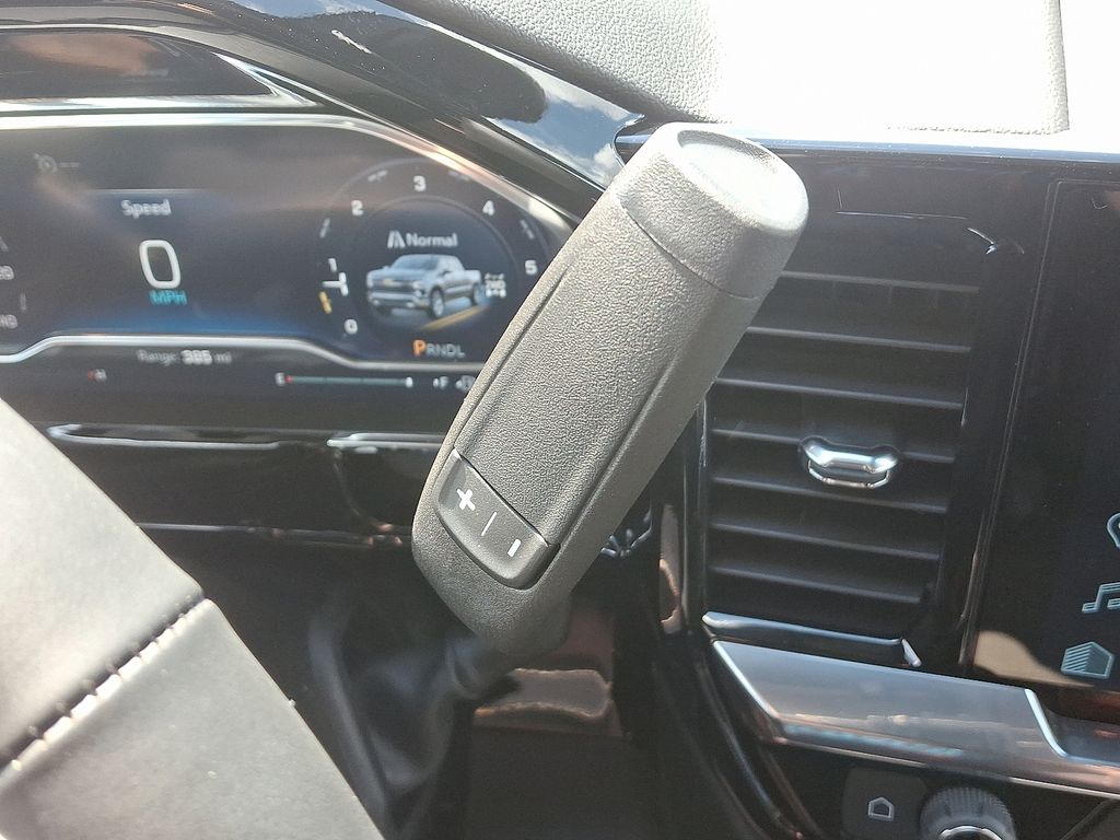 2025 Chevrolet Silverado 1500 LT 7