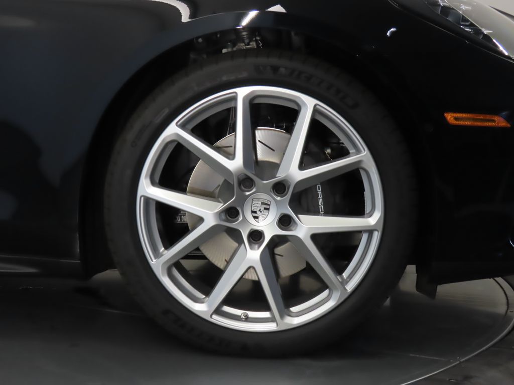 Thumbnail: 2025 Porsche Panamera - 11