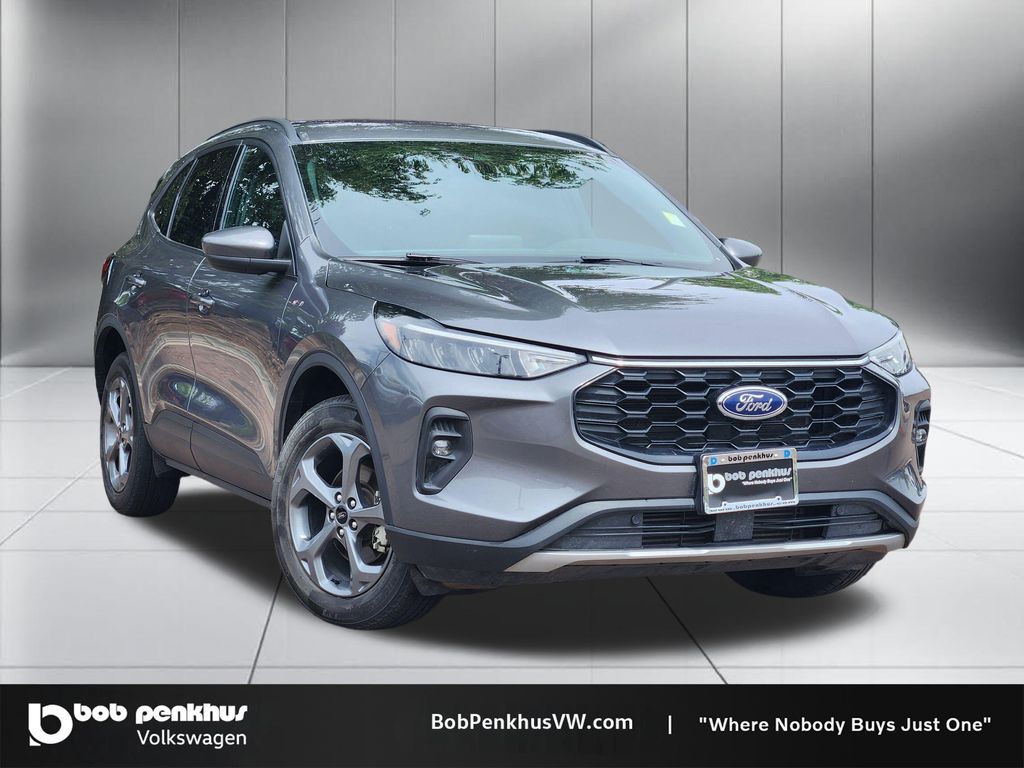 2025 Ford Escape ST-Line Select