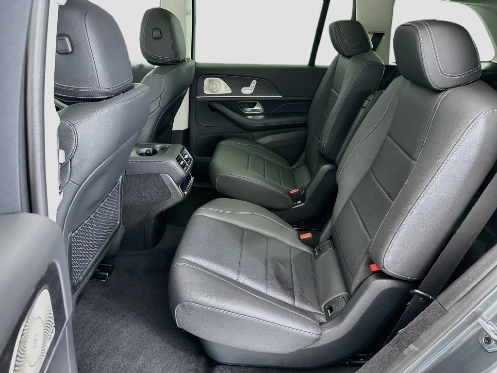 Thumbnail: 2026 Mercedes-Benz GLS - 20