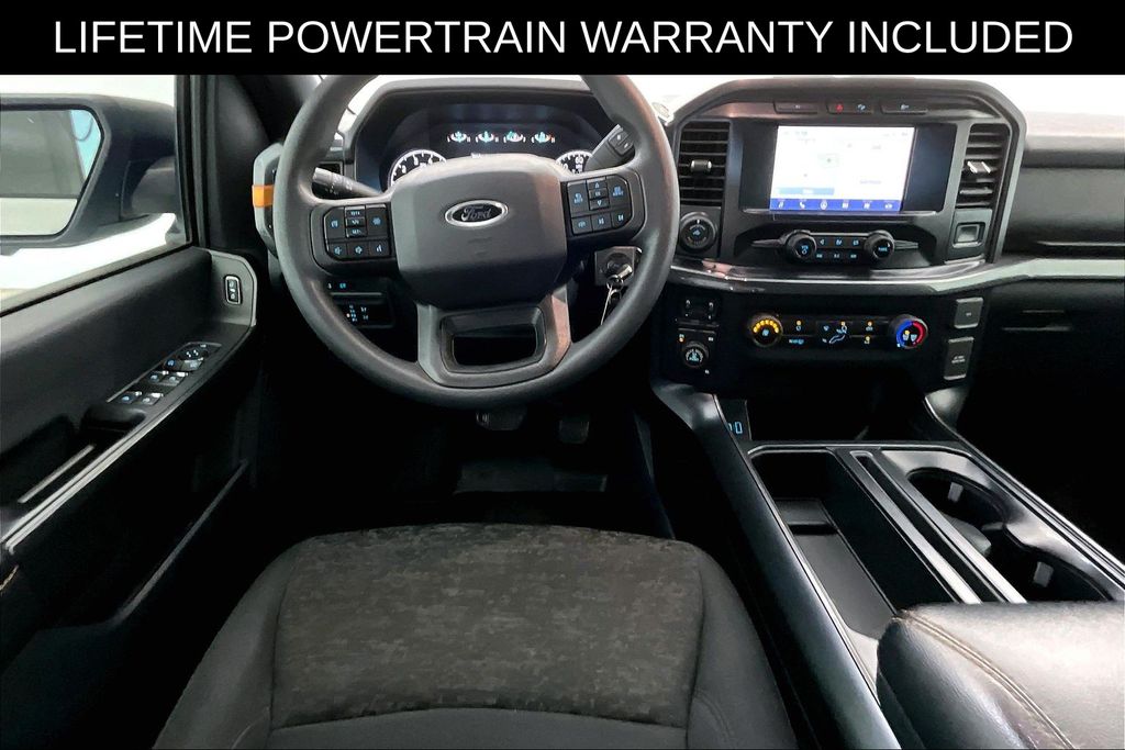 View vehicle photo 6