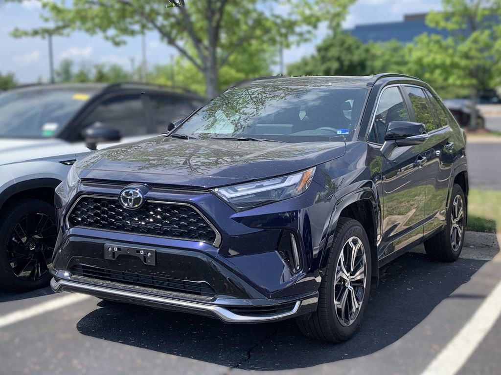 Thumbnail: 2025 Toyota RAV4 - 3