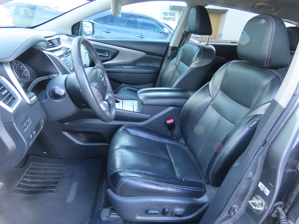 Thumbnail: 2017 Nissan Murano - 10