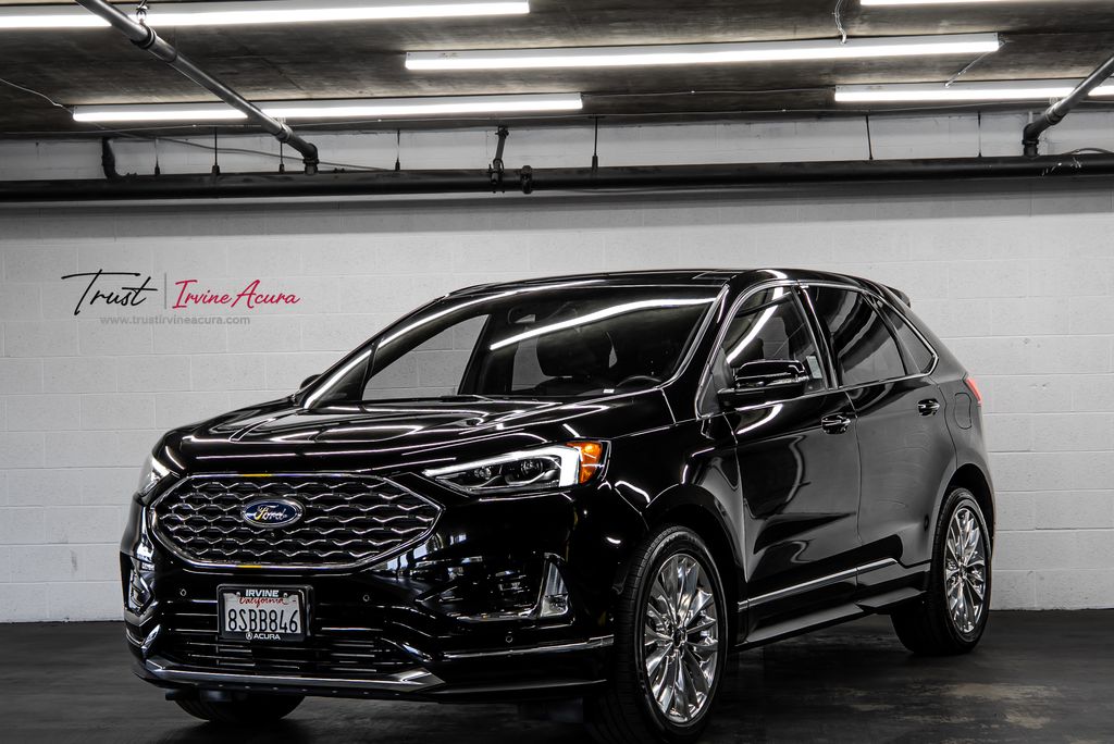 2020 Ford Edge Titanium