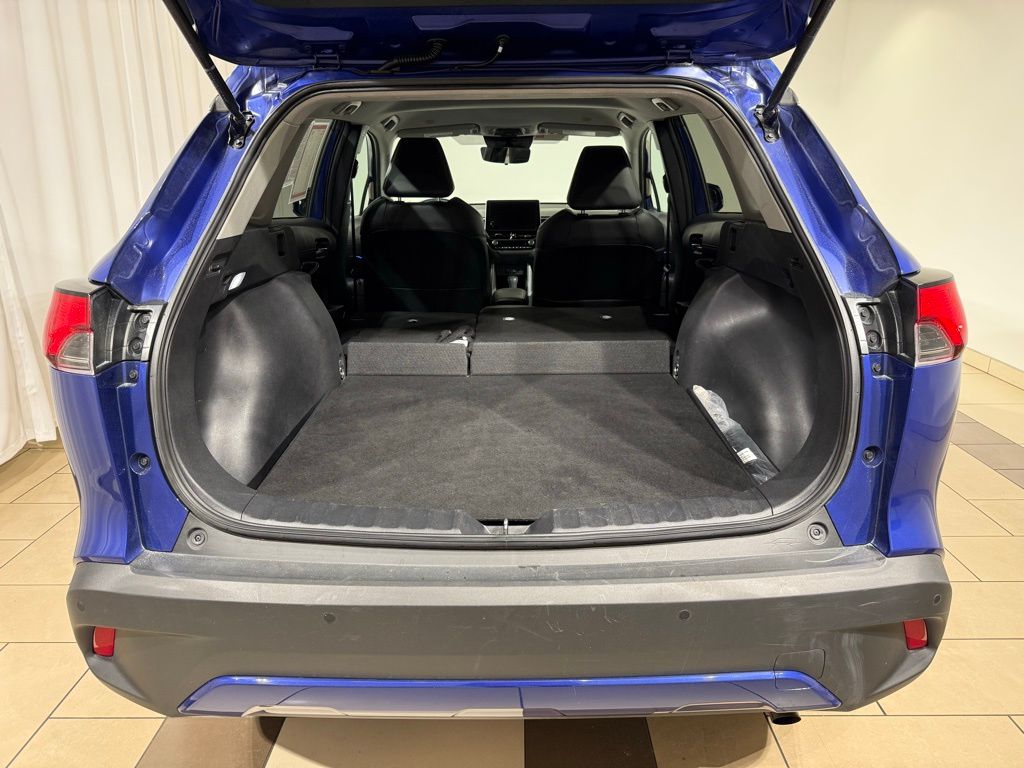 Thumbnail: 2025 Toyota Corolla Cross - 12