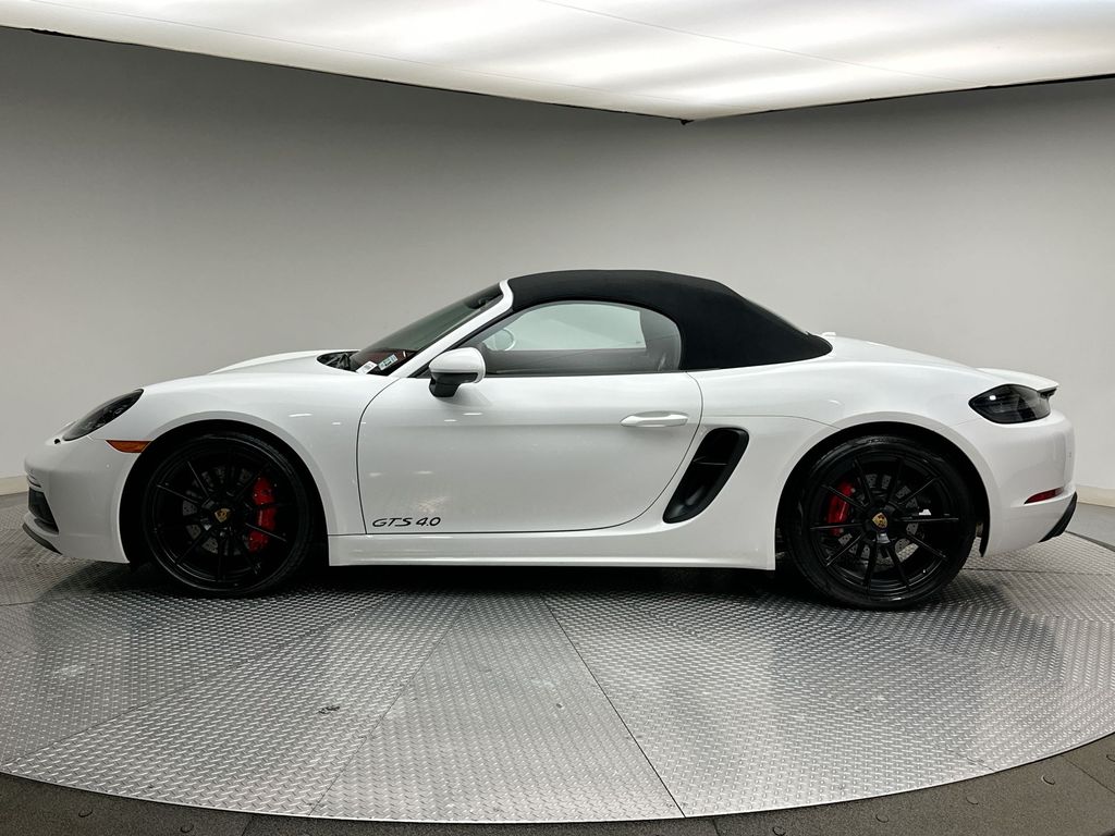 2024 Porsche 718 Boxster GTS 2
