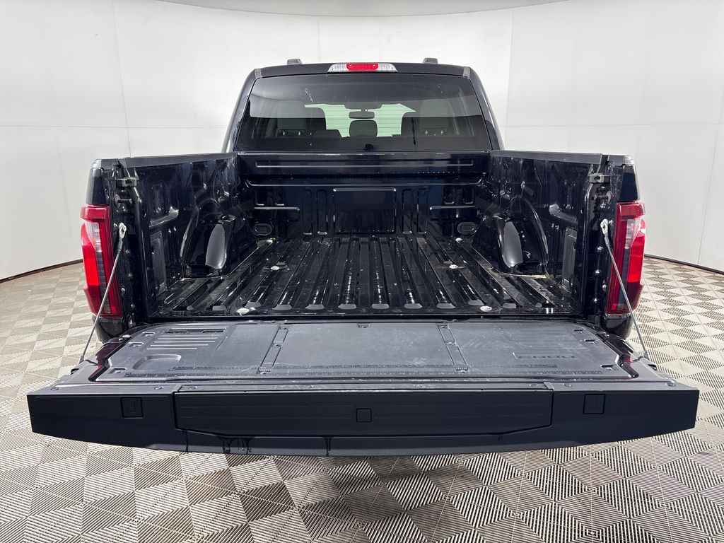 Certified Used 2024  Ford XLT image 31