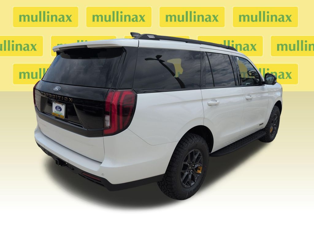 New 2027 White Ford Tremor image 3