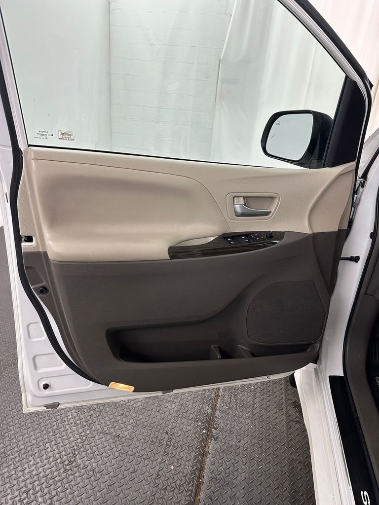 used 2019 Toyota Sienna car, priced at $26,765