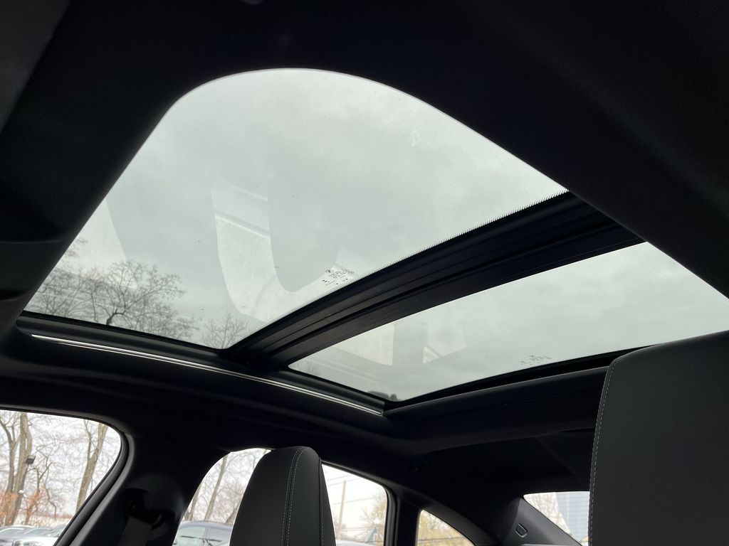 Thumbnail: 2025 BMW 2 Series - 21