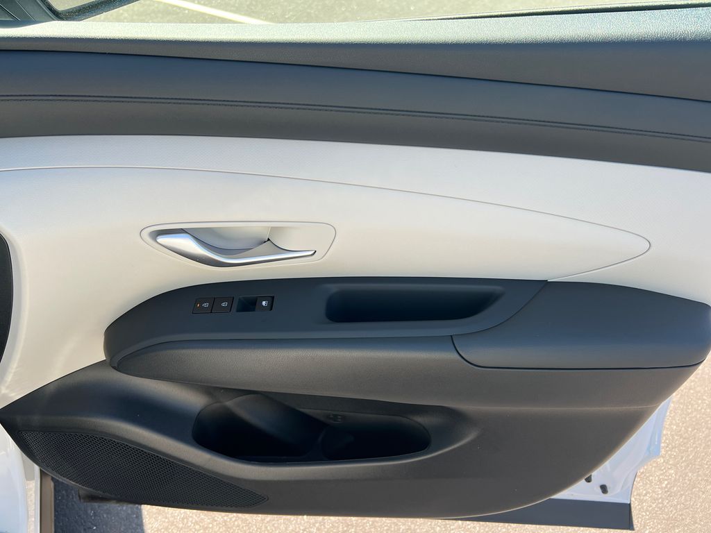 New 2026 White Hyundai SEL image 16