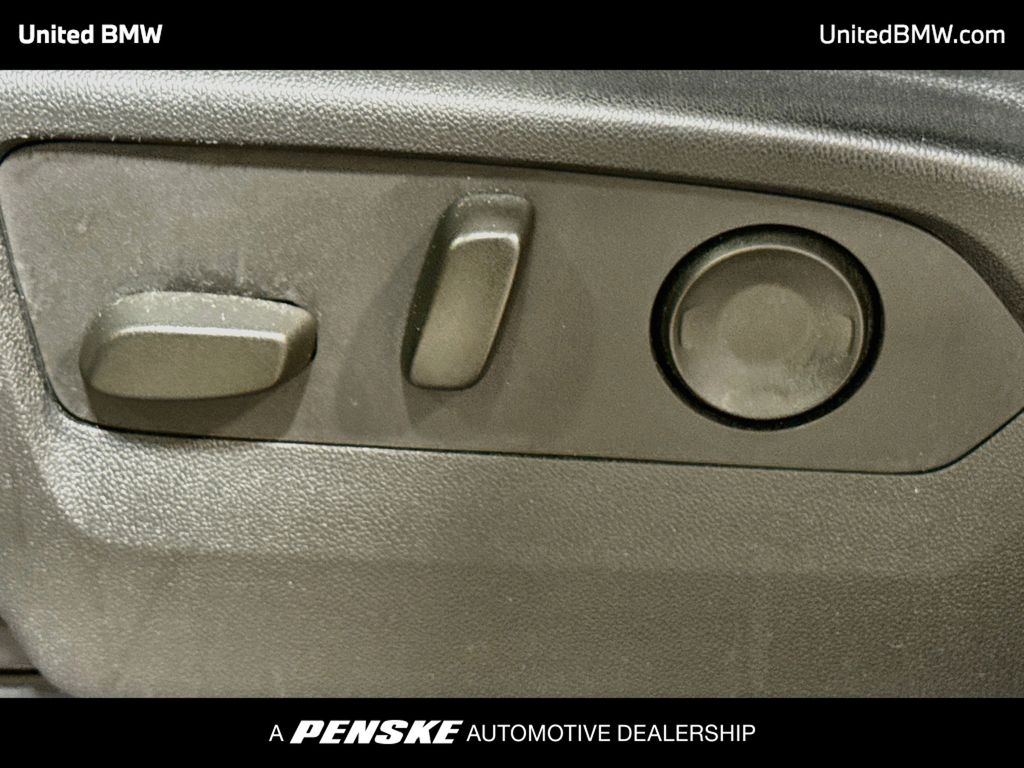Thumbnail: 2023 GMC Yukon XL - 4