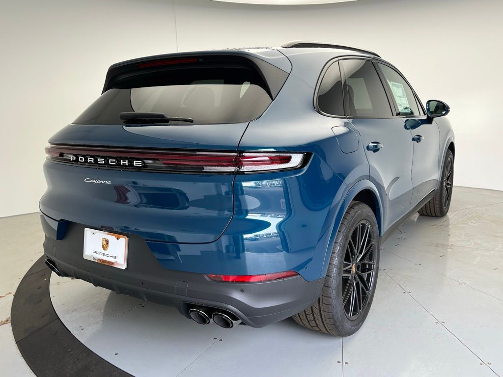 Thumbnail: 2025 Porsche Cayenne - 22