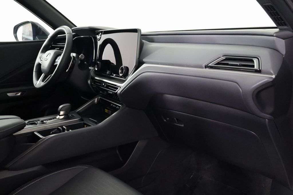 Thumbnail: 2025 Lexus TX - 9