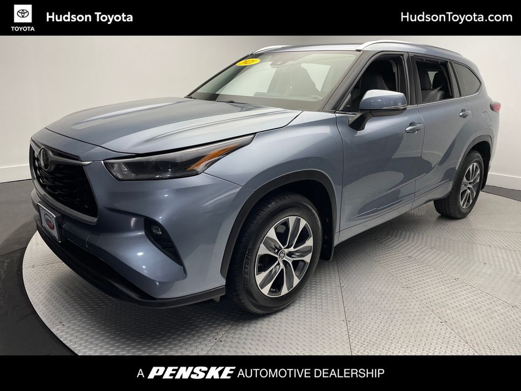 Thumbnail: 2021 Toyota Highlander - 1
