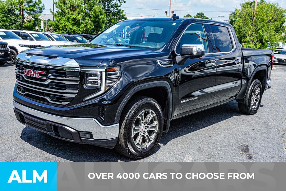 Used 2025 Black GMC SLT image 3