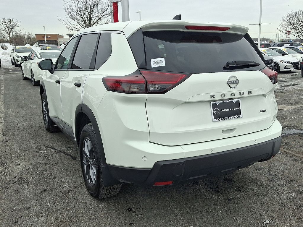 Thumbnail: 2025 Nissan Rogue - 5