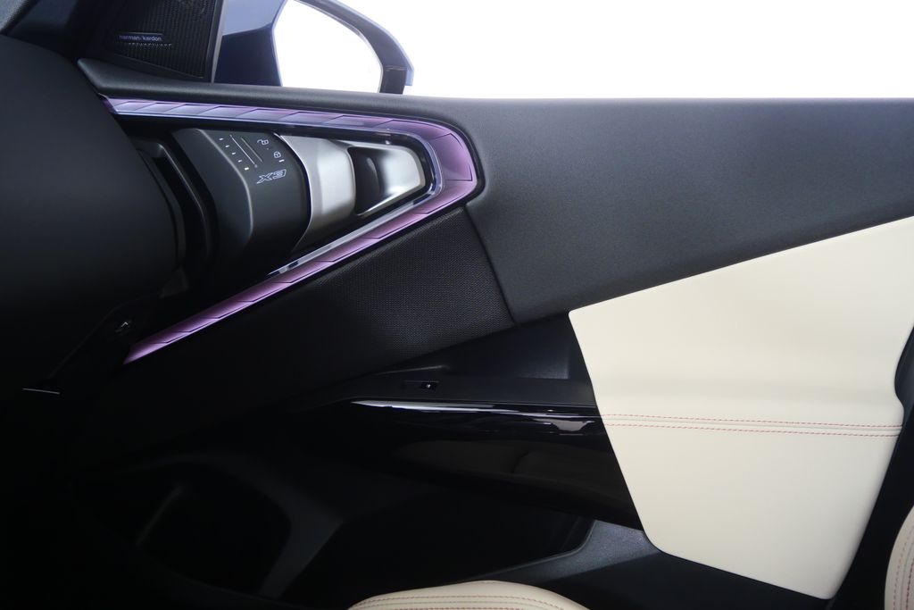 Thumbnail: 2026 BMW X3 - 24
