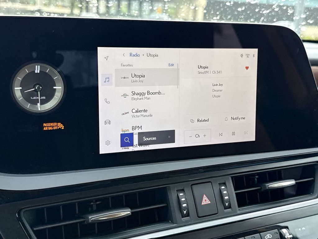 Thumbnail: 2025 Lexus ES - 23