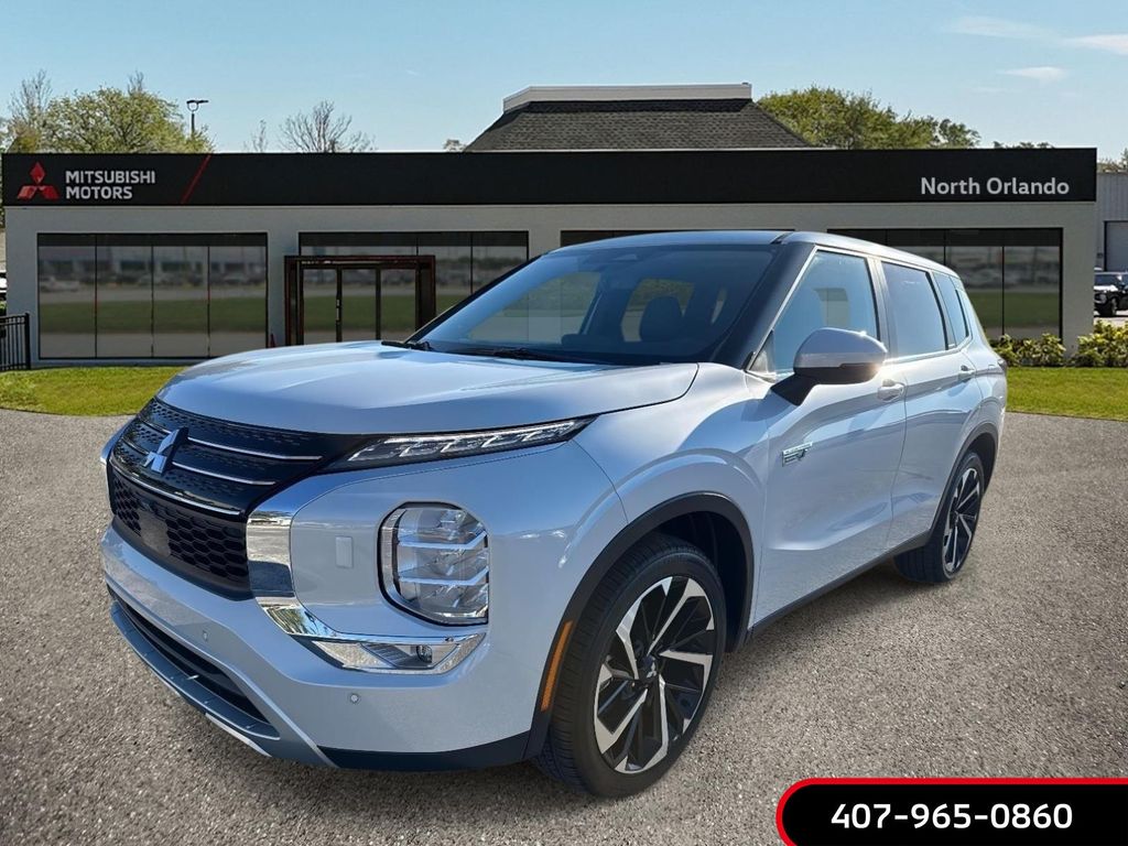 2025 Mitsubishi Outlander PHEV SE