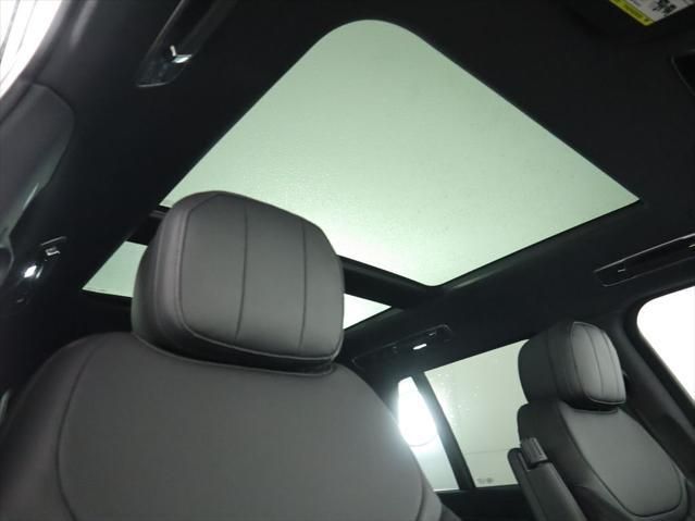 Thumbnail: 2026 Land Rover Range Rover - 20