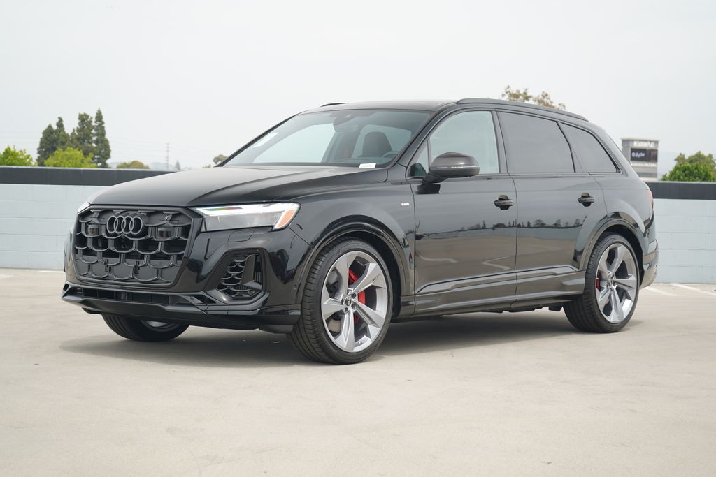 Thumbnail: 2026 Audi Q7 - 1