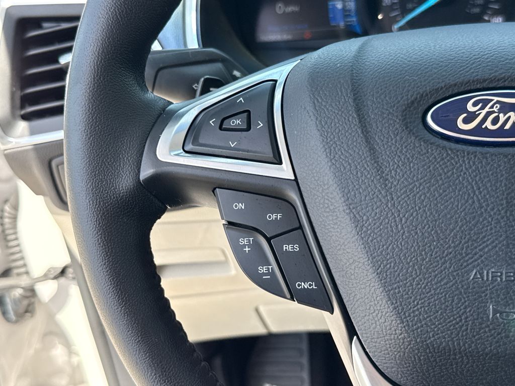 Used 2016 White Ford Titanium image 15