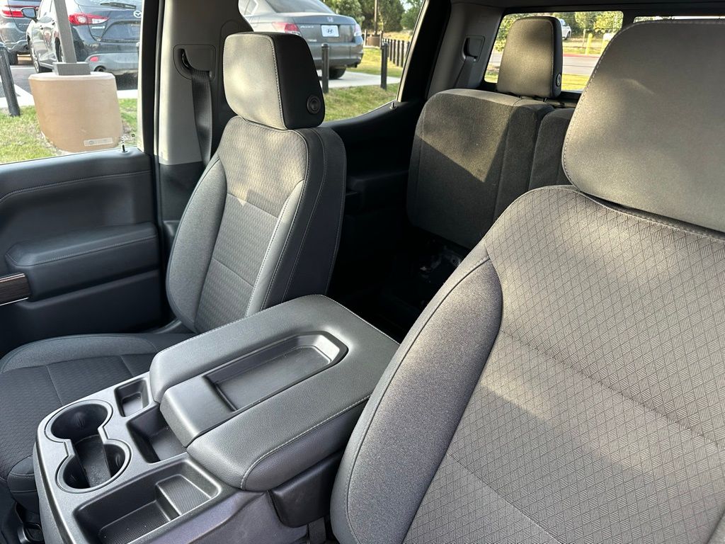 Thumbnail: 2019 Chevrolet Silverado 1500 - 6