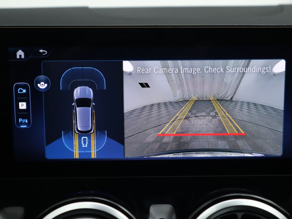 Thumbnail: 2025 Mercedes-Benz GLA - 15