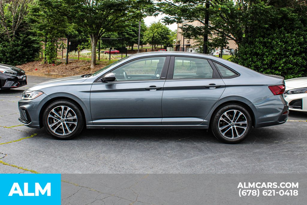 Used 2025 Gray Volkswagen 1.5T Sport image 7