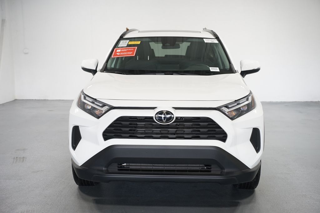 Thumbnail: 2024 Toyota RAV4 - 2