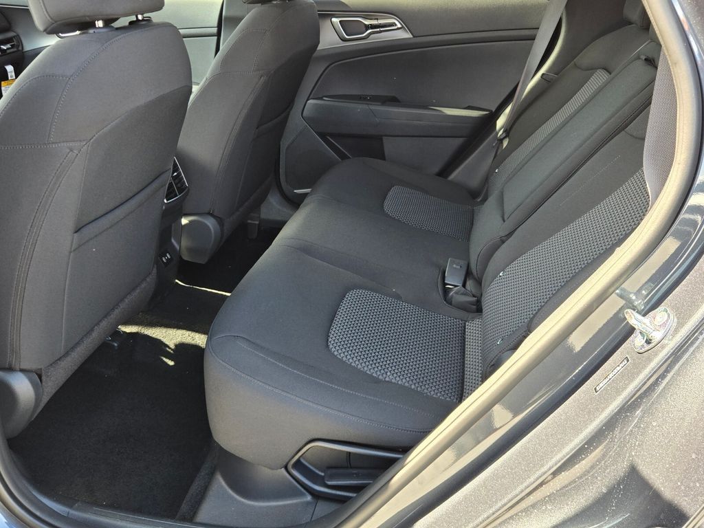 2027 Kia Sportage - $31,555