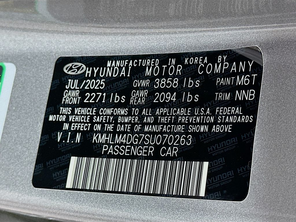 Thumbnail: 2025 Hyundai Elantra - 22